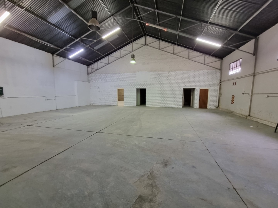 To Let commercial Property for Rent in Harrismith Free State